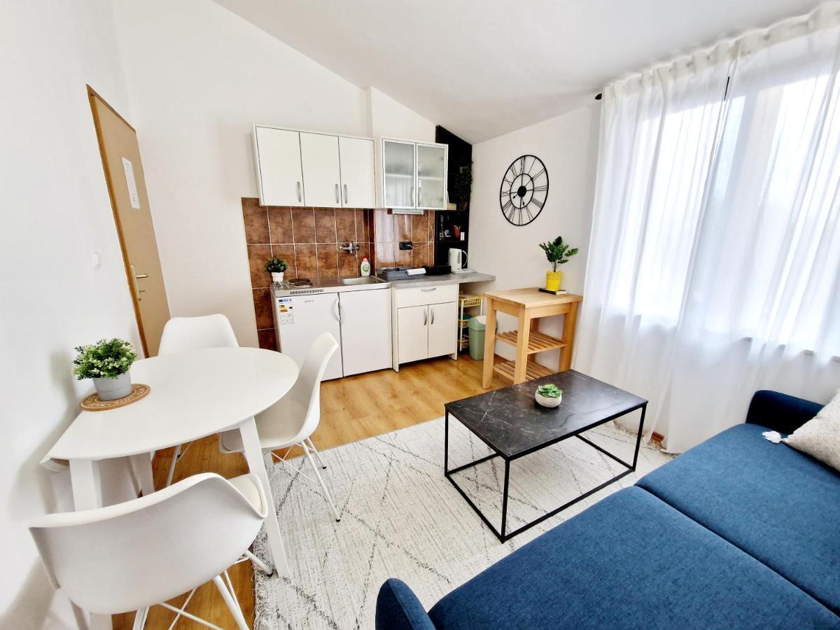Apartments Figa Ровінь Екстер'єр фото